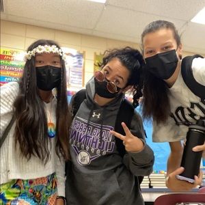 Meet your Posher, Mia